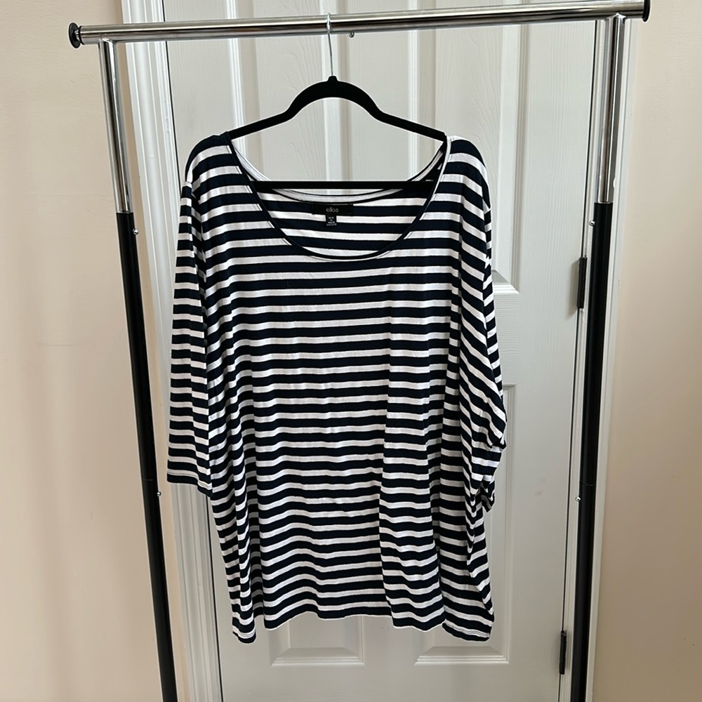 Ellos 3/4 sleeve 4x Navy/white top